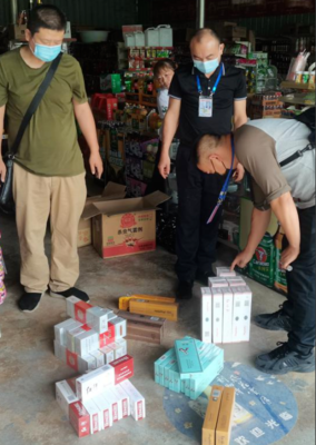 景洪市聯合專項檢查強化煙草與酒類市場監管